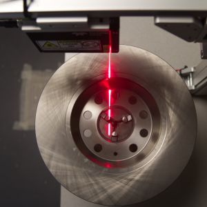 Bremsscheibeninspektion mit Lasertriangulation