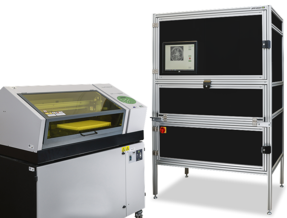 pvPhotobox system for coin printing, closed with printer